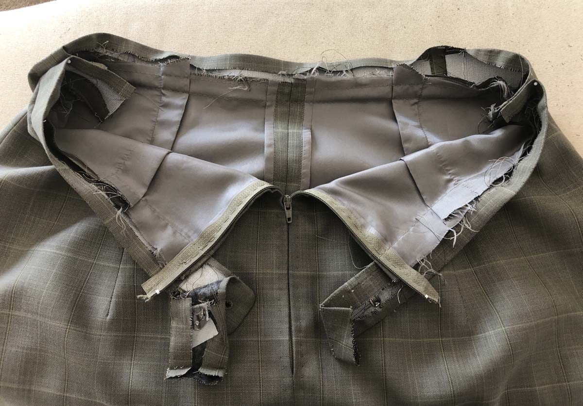 Original men's suit pants waistband with Hong Kong lining on men's suit pants