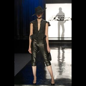Daniel Esquivel's design.