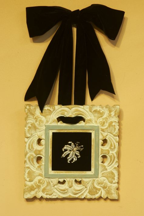Framed button