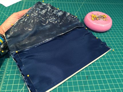 sew envelope clutch
