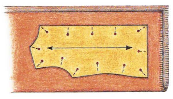 Pins for pattern layouts