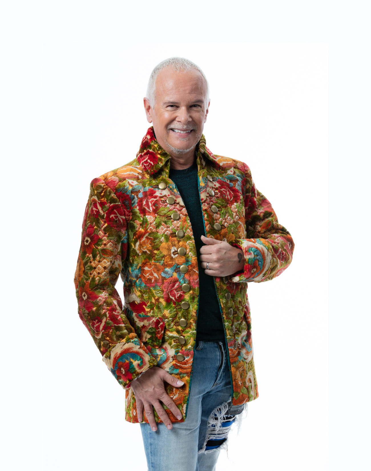 how to sew a cut-velvet frock coat by Kenneth D. King 