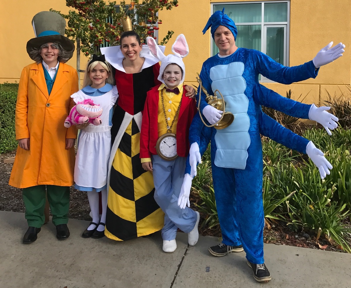 threads 2016 halloween costume alice in wonderland family costumes