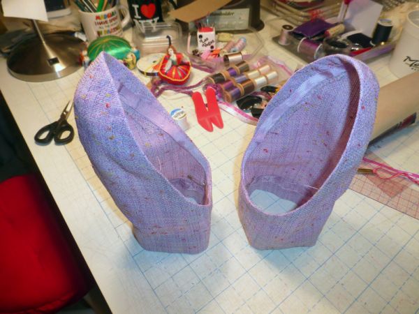 shape the sleeves